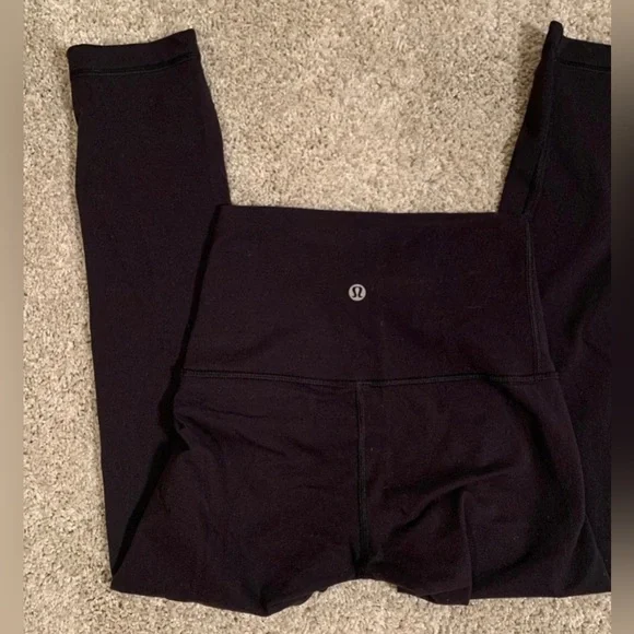 Black Lululemon HR Align Crop 21” leggings Size 10 - Picture 3 of 8